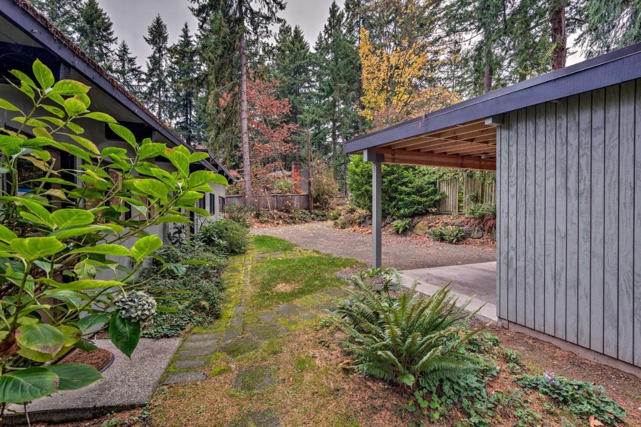 Updated 1970S Island Bungalow, 8 Miles To Seattle! Villa Mercer Island Exterior photo