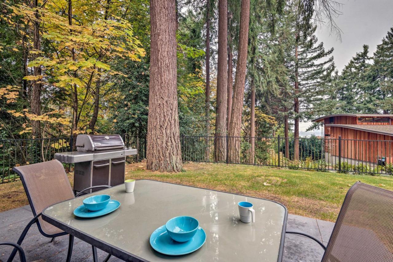 Updated 1970S Island Bungalow, 8 Miles To Seattle! Villa Mercer Island Exterior photo